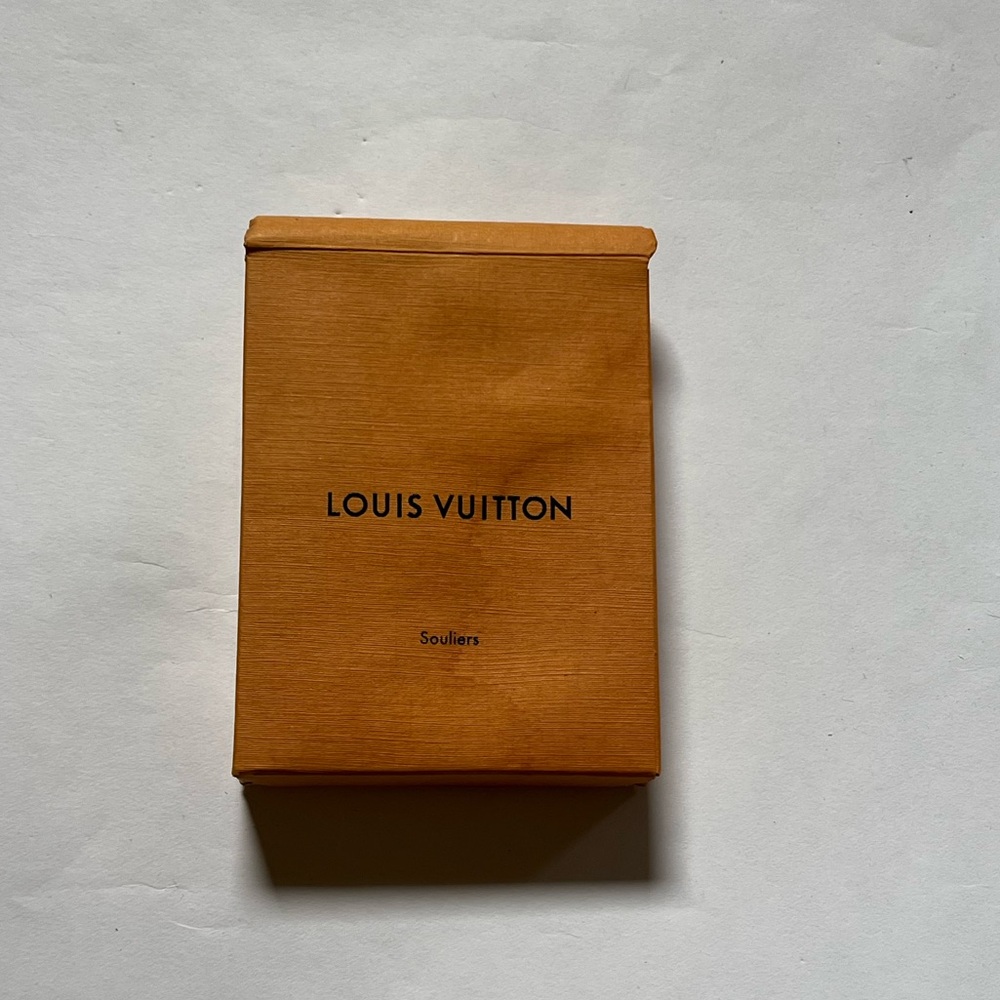 Louis Vuitton shoe laces